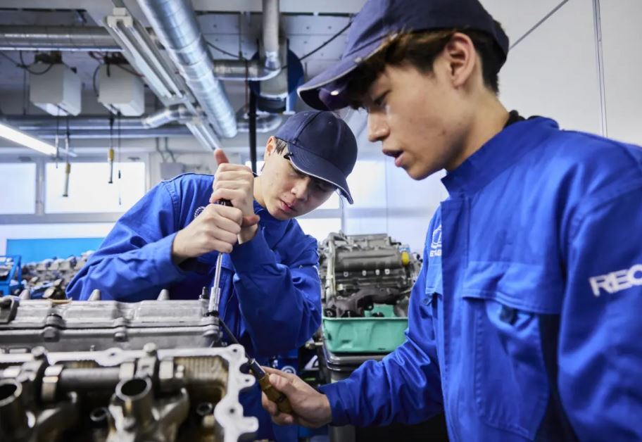専門学校東京工科自動車大学校　世田谷校